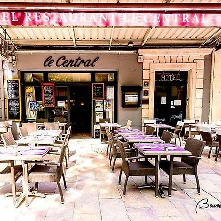 Châteaurenard Hotel Restaurant Le Central מראה חיצוני תמונה